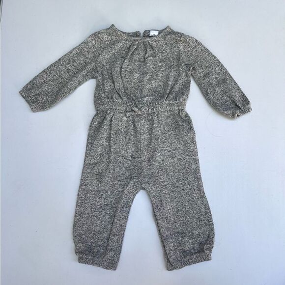 Old Navy Toddler Girl Gray Jumpsuit Months Bottom Snap Buttons 6-12 months - Picture 1 of 7
